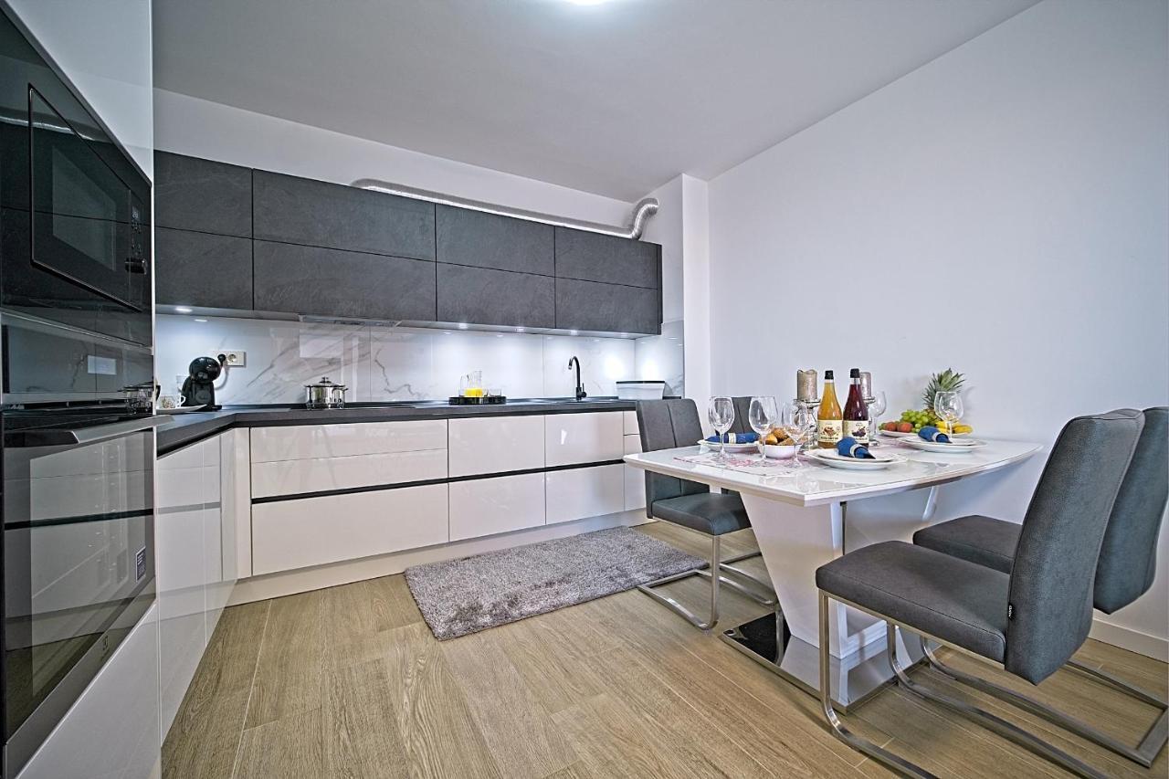 Exclusive Makarska Apartment Aurora Eksteriør billede
